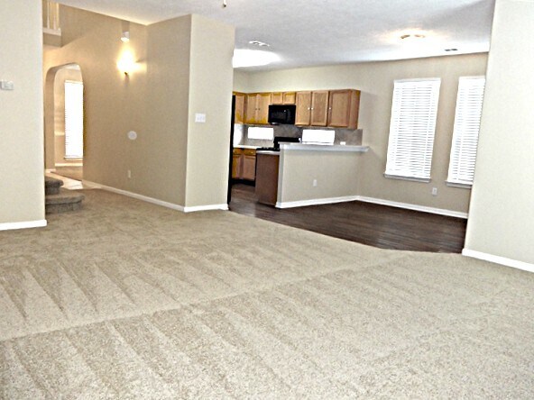 Building Photo - 2906 Tara Gables Ct
