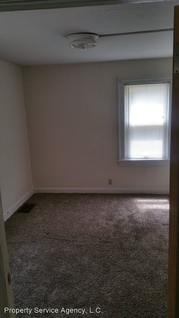 Building Photo - 2 br, 1 bath House - 922 6th St.
