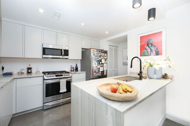 Building Photo - 701 Kettner Blvd