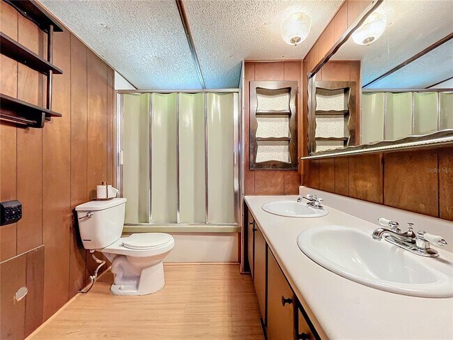 Building Photo - 13145 Plum Lake Cir