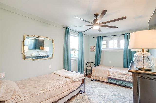 Building Photo - 520 Deer Trail