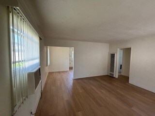 Building Photo - 1430 Benito Ave