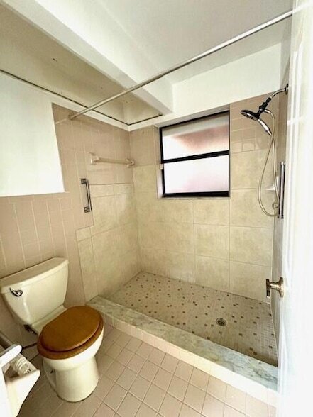 Building Photo - 114 Sevilla Ave