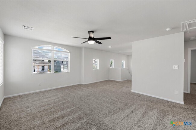 Building Photo - 209 Villars Dr