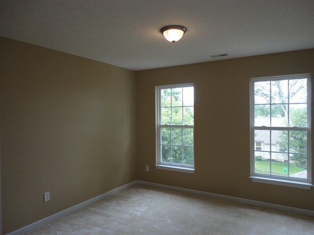 Building Photo - 5299 Appaloosa Cir