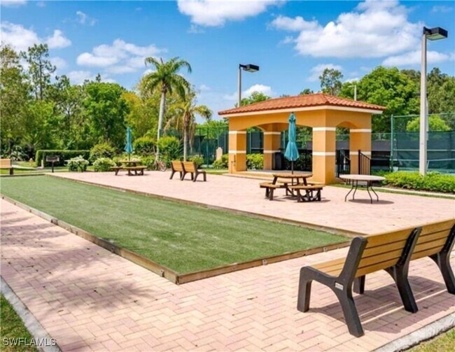 Building Photo - 1830 Florida Club Cir