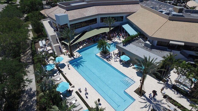 Building Photo - 7455 Glendevon Ln