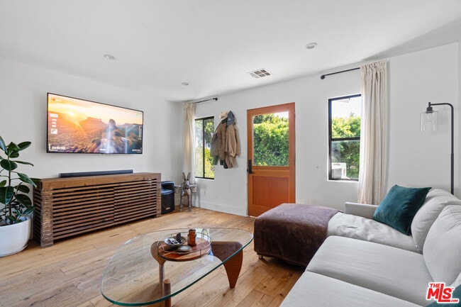 Building Photo - 11809 Marshall St