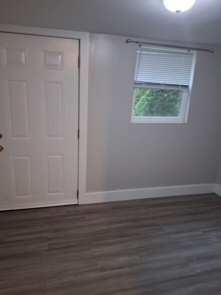 Building Photo - 203 Kensi Dr