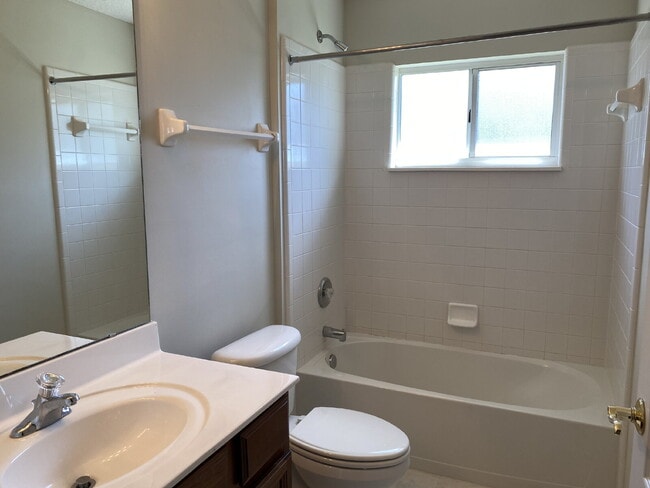 Building Photo - 9533 Maidstone Mill Dr W