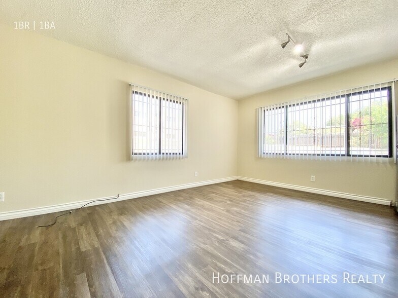 Building Photo - 4619 Lomita St