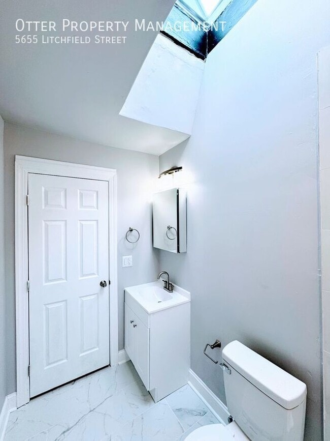 Building Photo - 5655 Litchfield St
