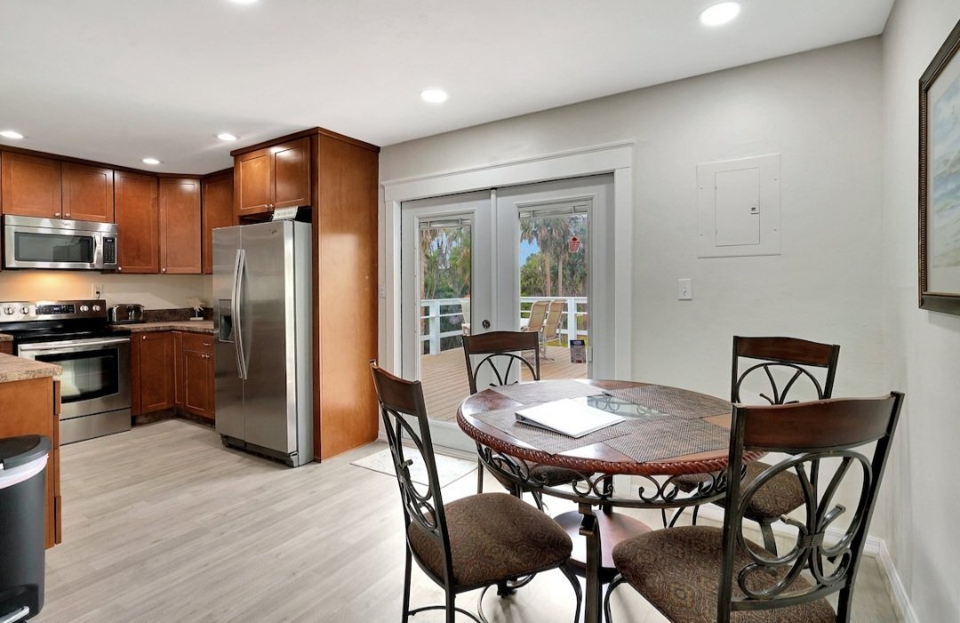 Building Photo - 16360 N Oleander Dr