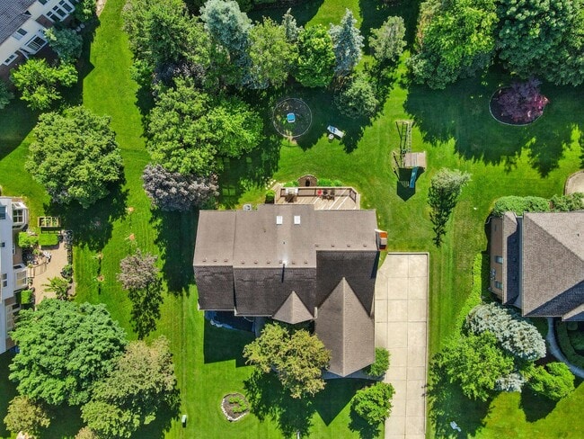 Building Photo - 17733 Rolling Woods Cir