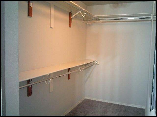 Building Photo - 6480 Amalie Dr