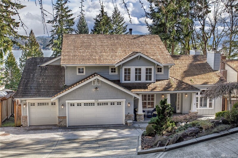 Primary Photo - 620 177th Ln NE