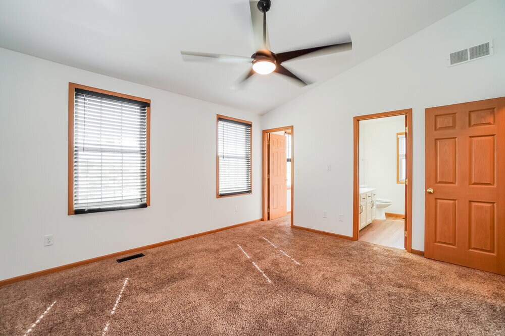 Building Photo - 3149 Sitka Spruce Dr