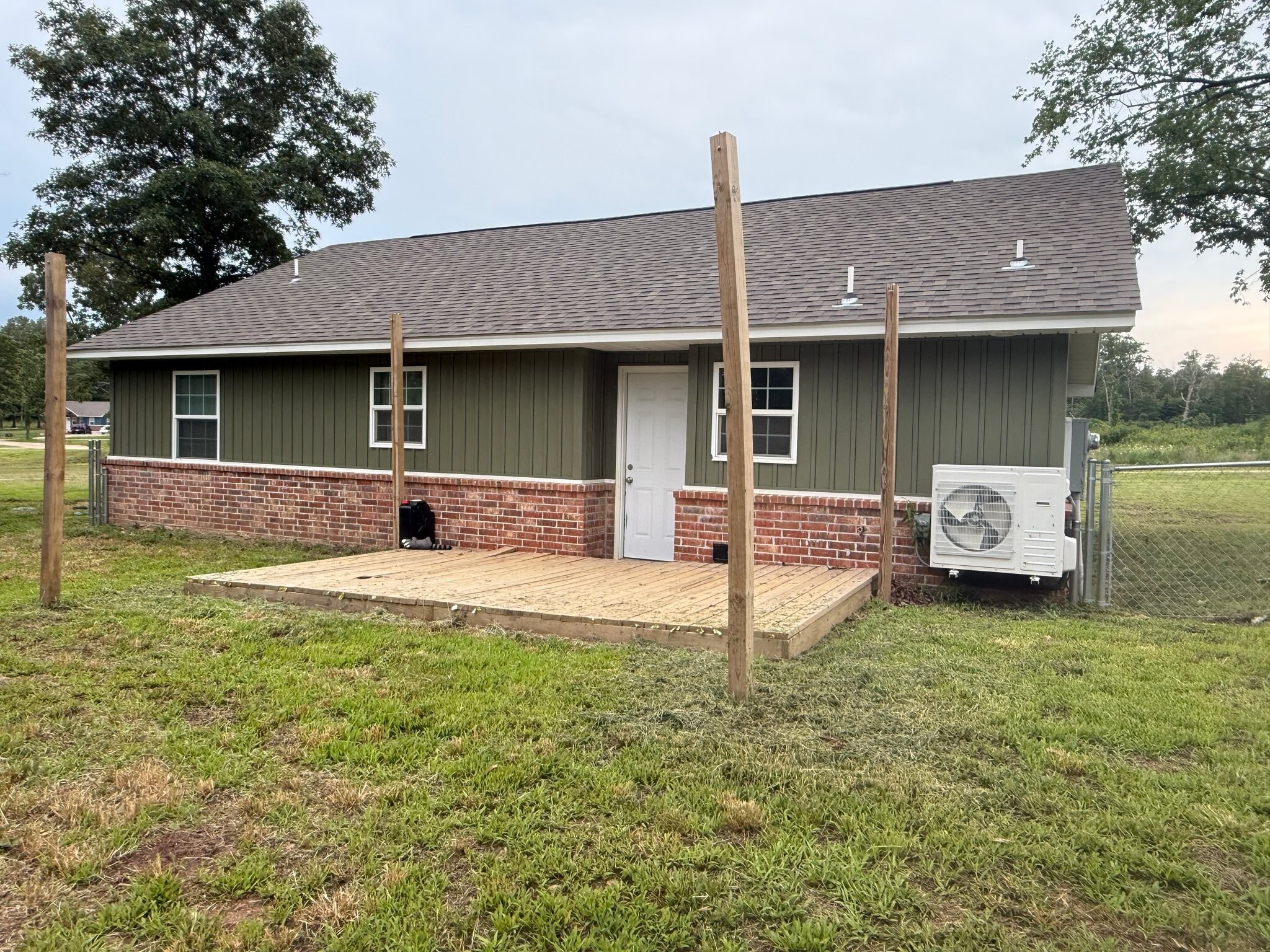 Building Photo - 88 Rustic Ln