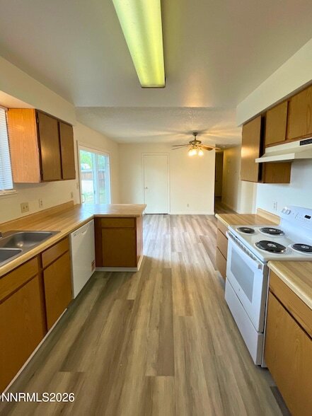 Building Photo - 3835 Snipe Dr