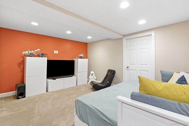 Building Photo - 26 Devonshire Dr