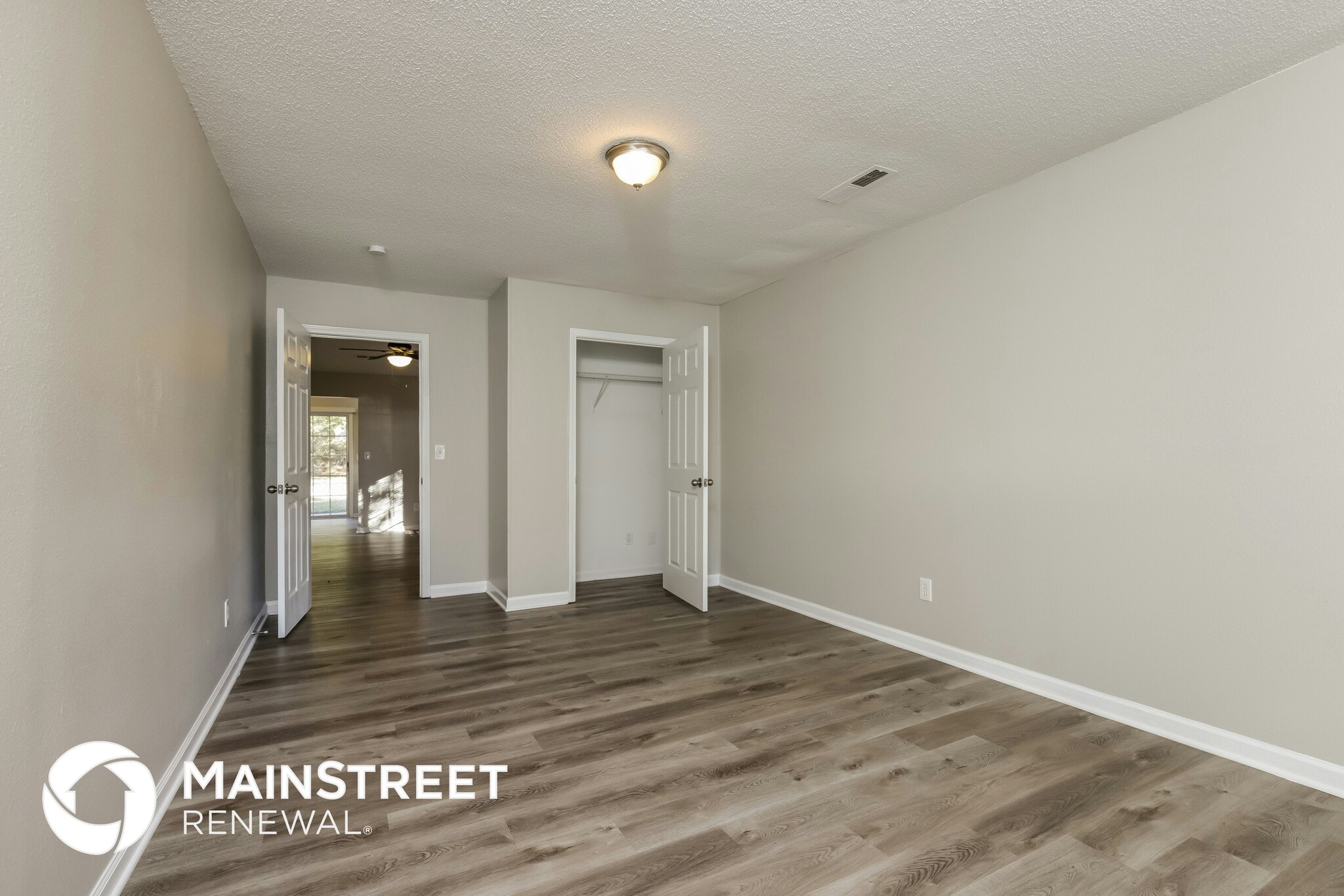 Building Photo - 2473 Stratford Crossing Dr