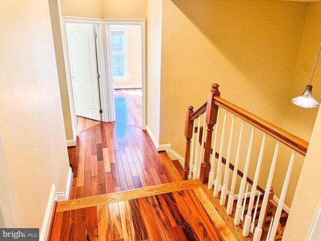 Building Photo - 6403 Velliety Ln