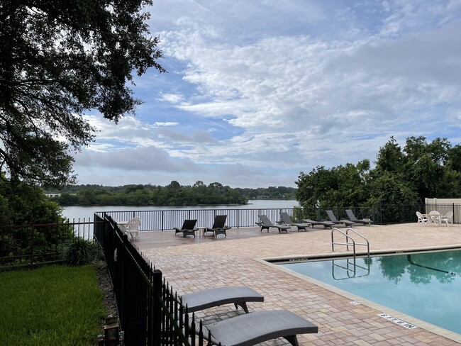 Pool with lake view - 375 Lake Ontario Ct