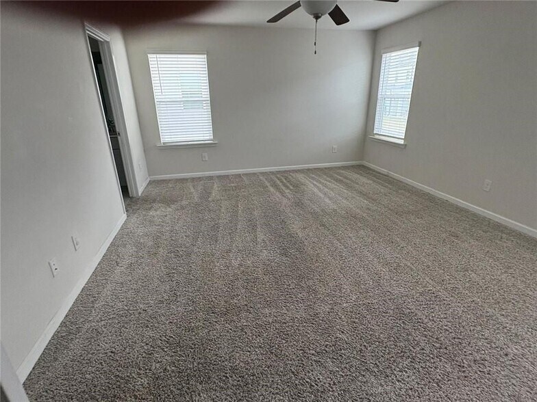 Building Photo - 1472 Villageside Ct
