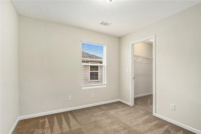 Building Photo - 3660 Roseman Landing