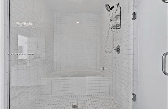 Building Photo - 888 Biscayne Blvd