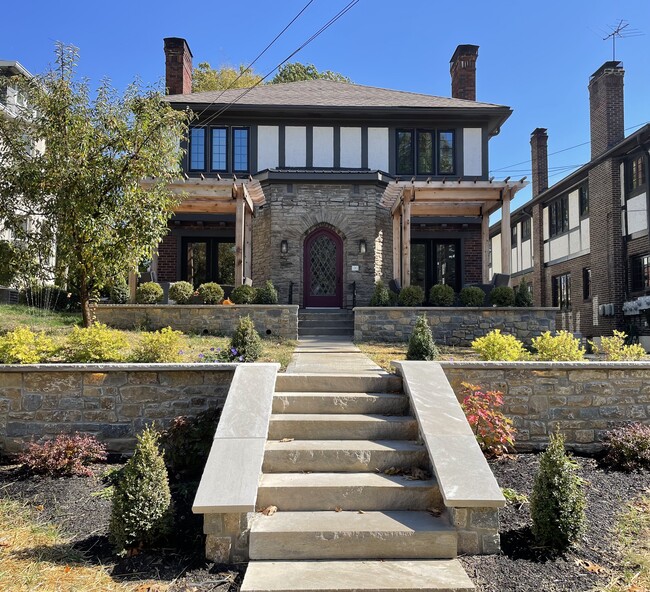 Building Photo - 3514 Mooney Ave