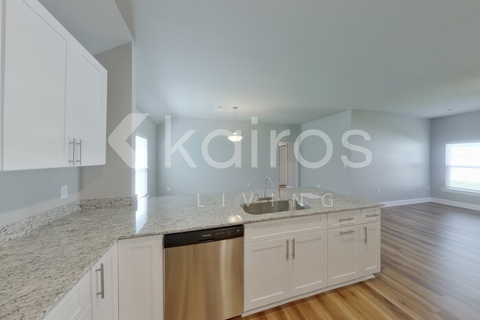 Building Photo - 13736 Willowmore Dr