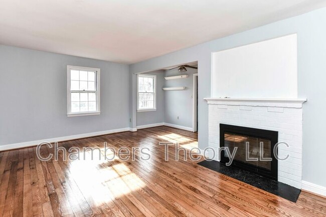Building Photo - 6903 Kincaid Ave
