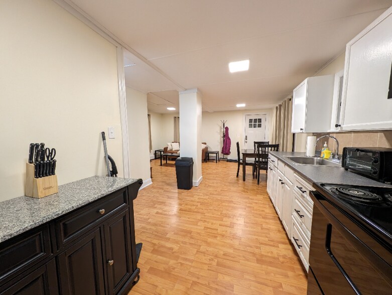 Building Photo - 4 Legassie St