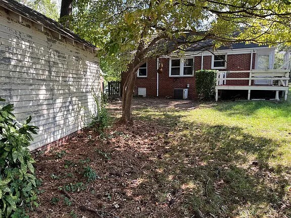 Building Photo - 1205 Watauga St