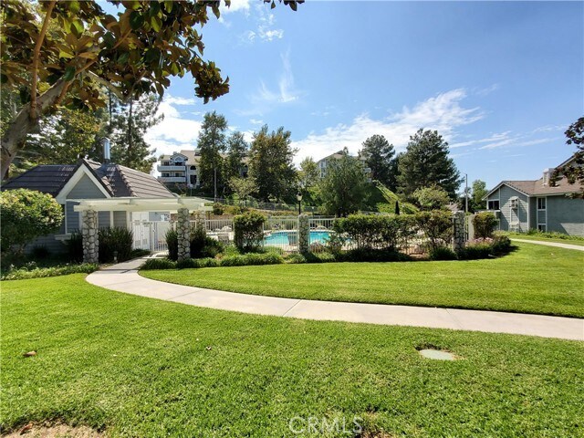 Building Photo - 26914 Rainbow Glen Dr