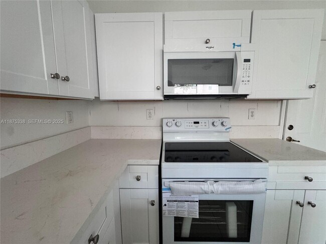 Building Photo - 13864 SW 273rd Terrace