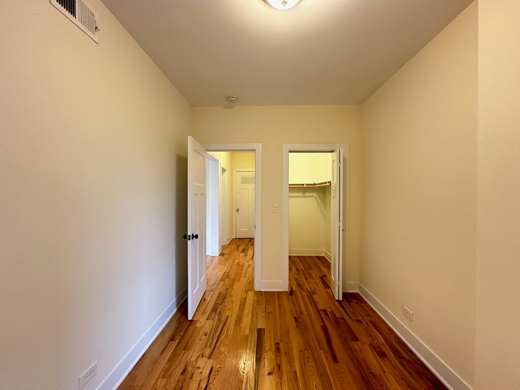 Building Photo - 343 Park Ave