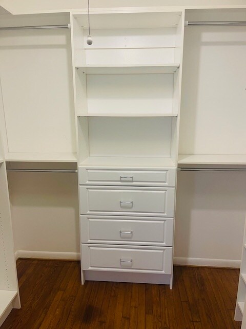 Building Photo - 401 E 56th St