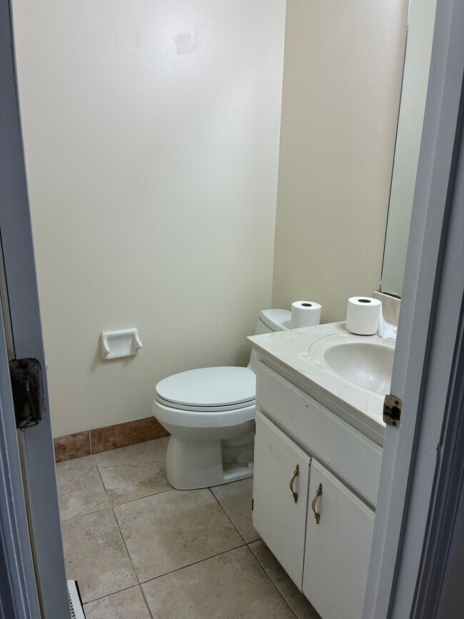Building Photo - 1415 White Ibis Ct