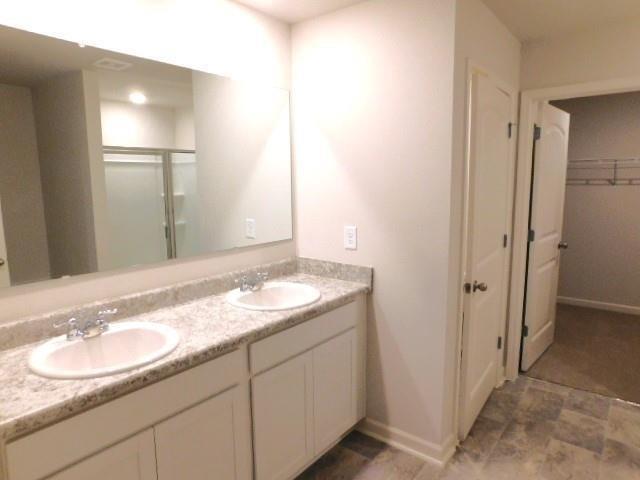 Building Photo - 2 Oakwood Hts Rd