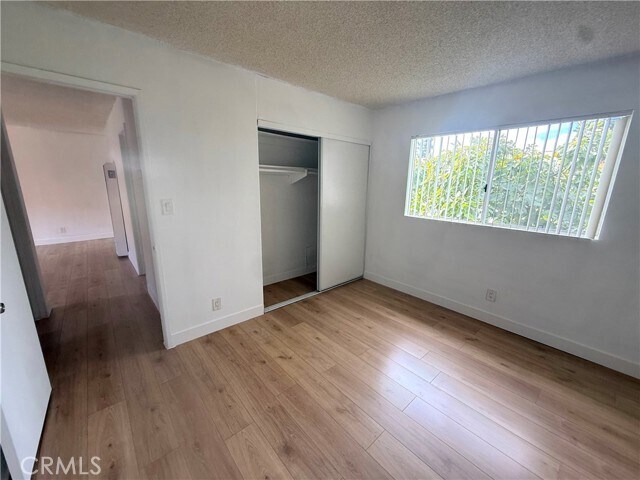 Building Photo - 469 W Oliver St