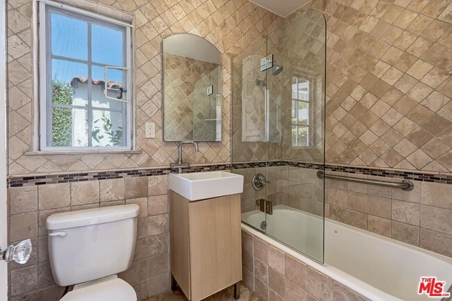 Building Photo - 1215 Edris Dr