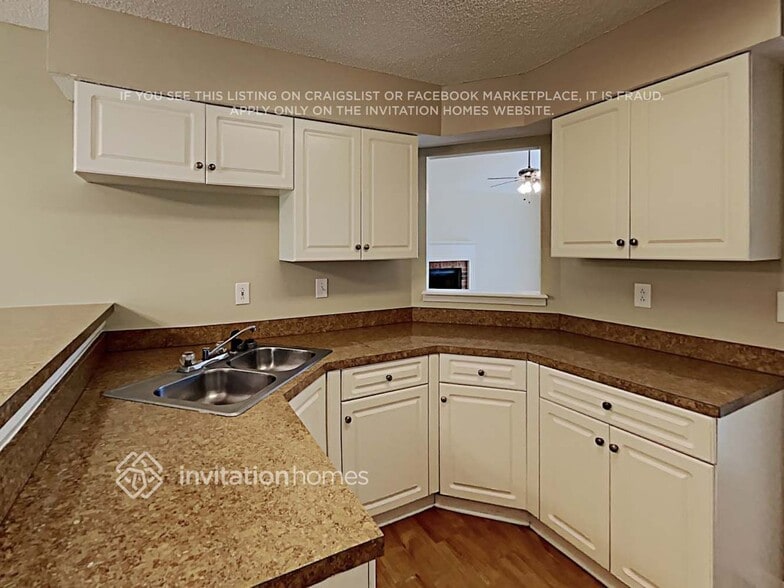 Building Photo - 121 Brookhaven Ln