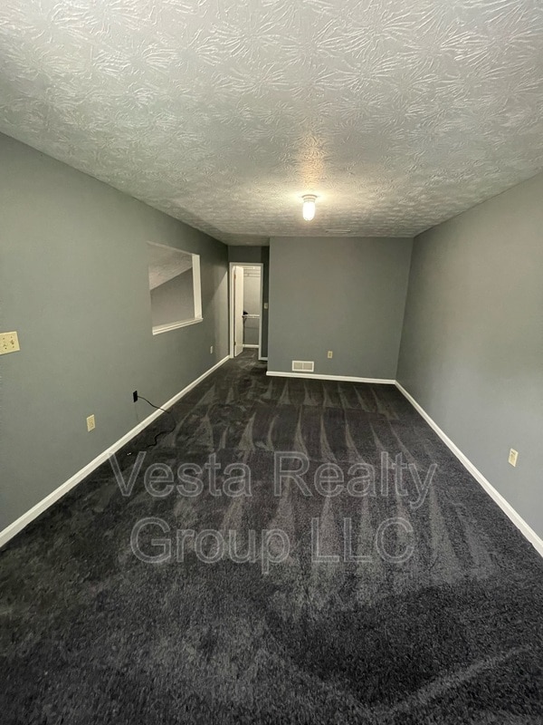 Building Photo - 1652 Northridge Dr
