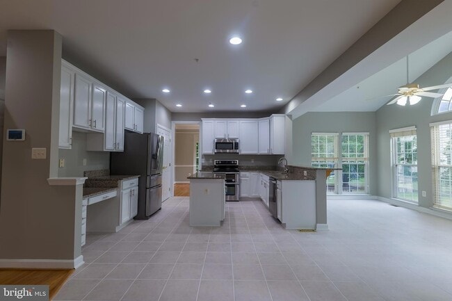 Building Photo - 7709 Killbarron Dr