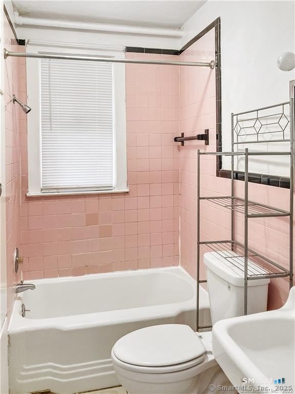 Building Photo - 10 Wall St