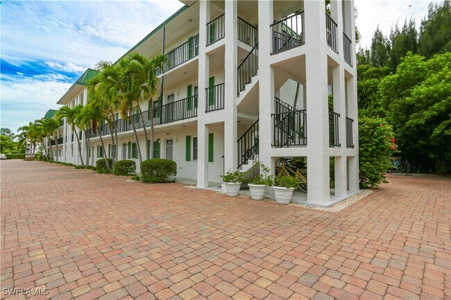 Building Photo - 3030 Binnacle Dr