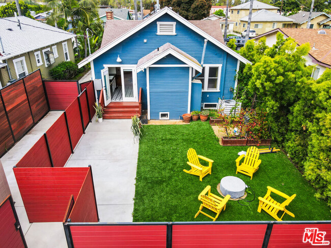 Building Photo - 4170 3rd Ave