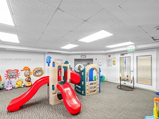 Building Photo - 4779 Collins Ave
